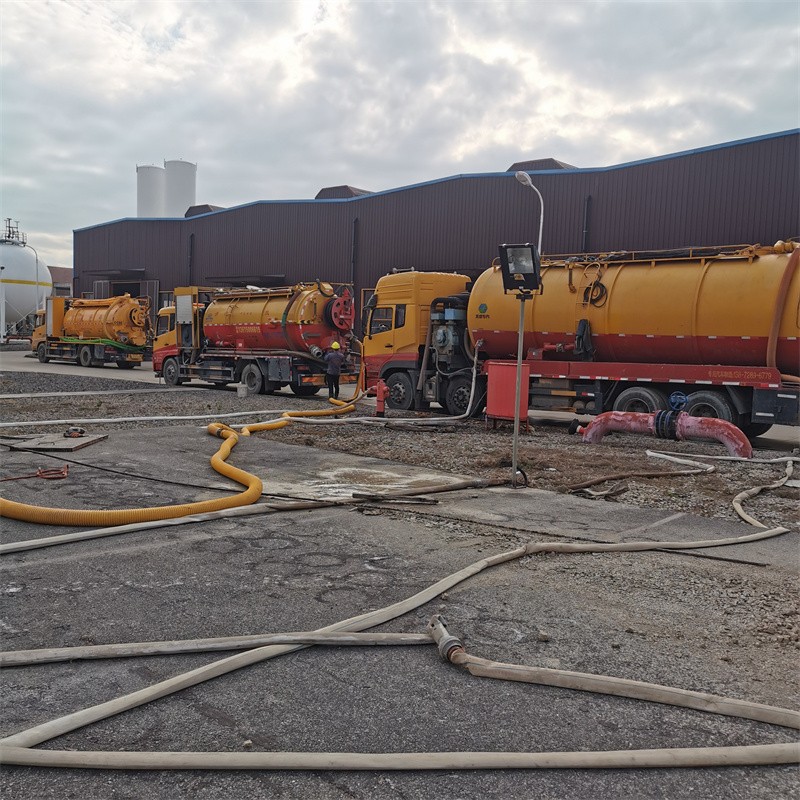 海城污水池清理