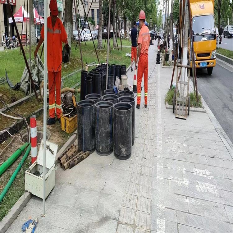 海城管道短管置换修复